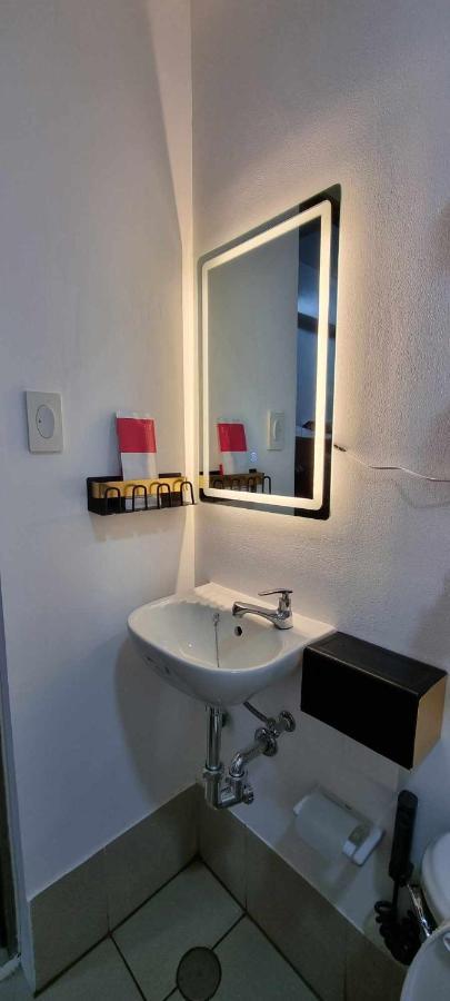 Auberge Condotels At Smdc Hope Residences Trece Martires Экстерьер фото