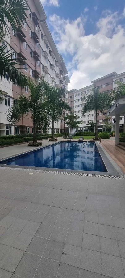 Auberge Condotels At Smdc Hope Residences Trece Martires Экстерьер фото