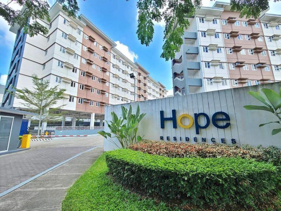 Auberge Condotels At Smdc Hope Residences Trece Martires Экстерьер фото