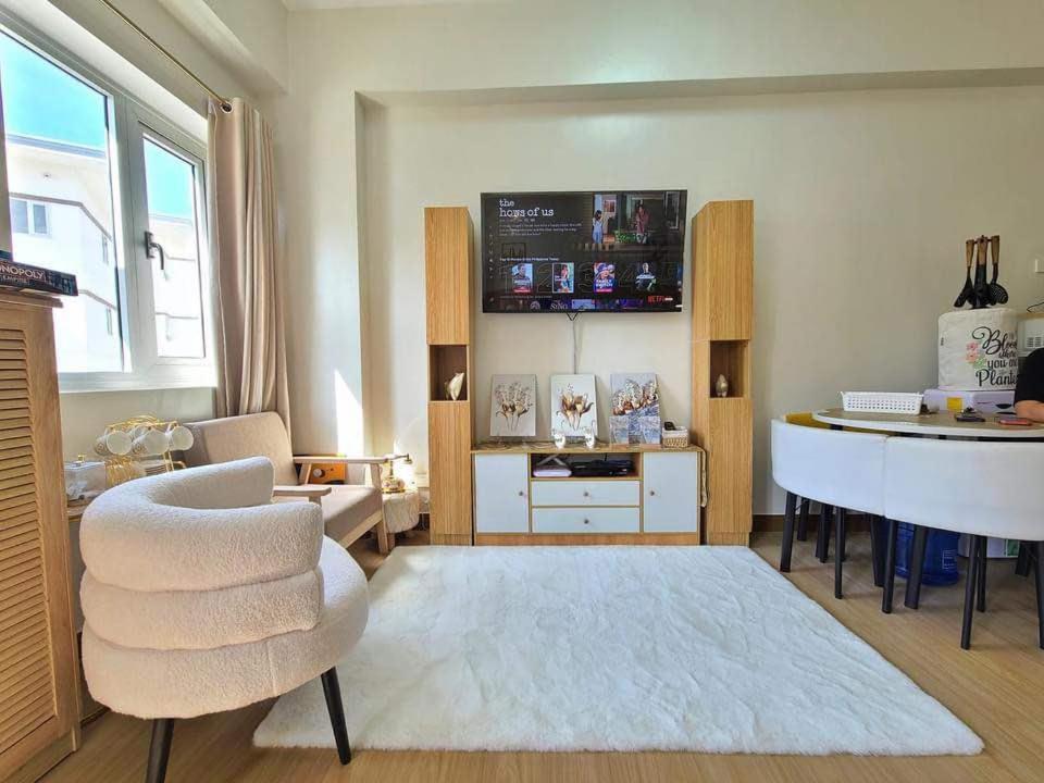 Auberge Condotels At Smdc Hope Residences Trece Martires Экстерьер фото